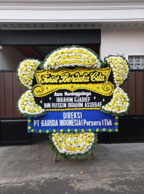 Papan Bunga Duka di Mananggu